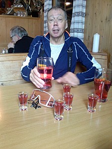 21-deshalb nun ein grosses Glas.jpg 21-deshalb nun ein grosses Glas.jpg